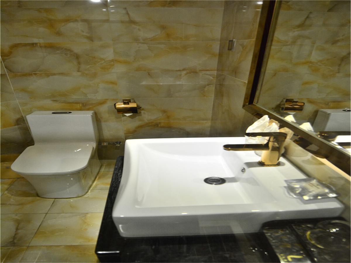 Lavande Hotel Wuhan Railway Station Dış mekan fotoğraf