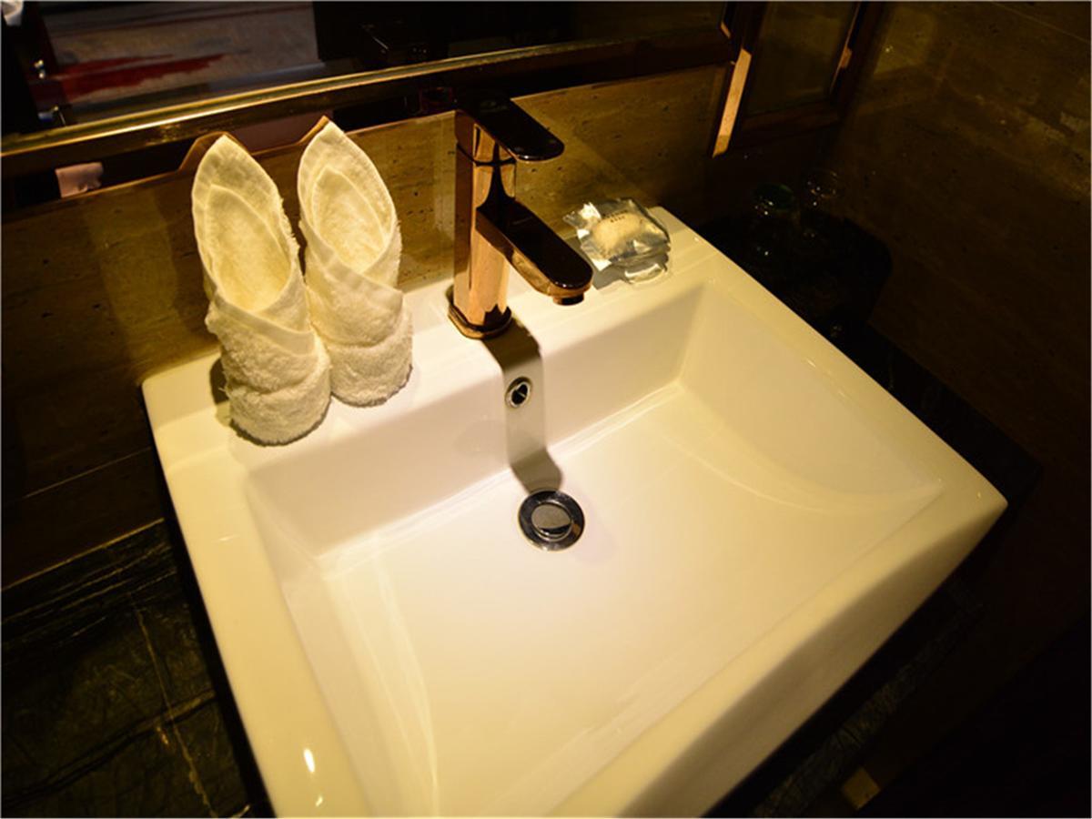 Lavande Hotel Wuhan Railway Station Dış mekan fotoğraf