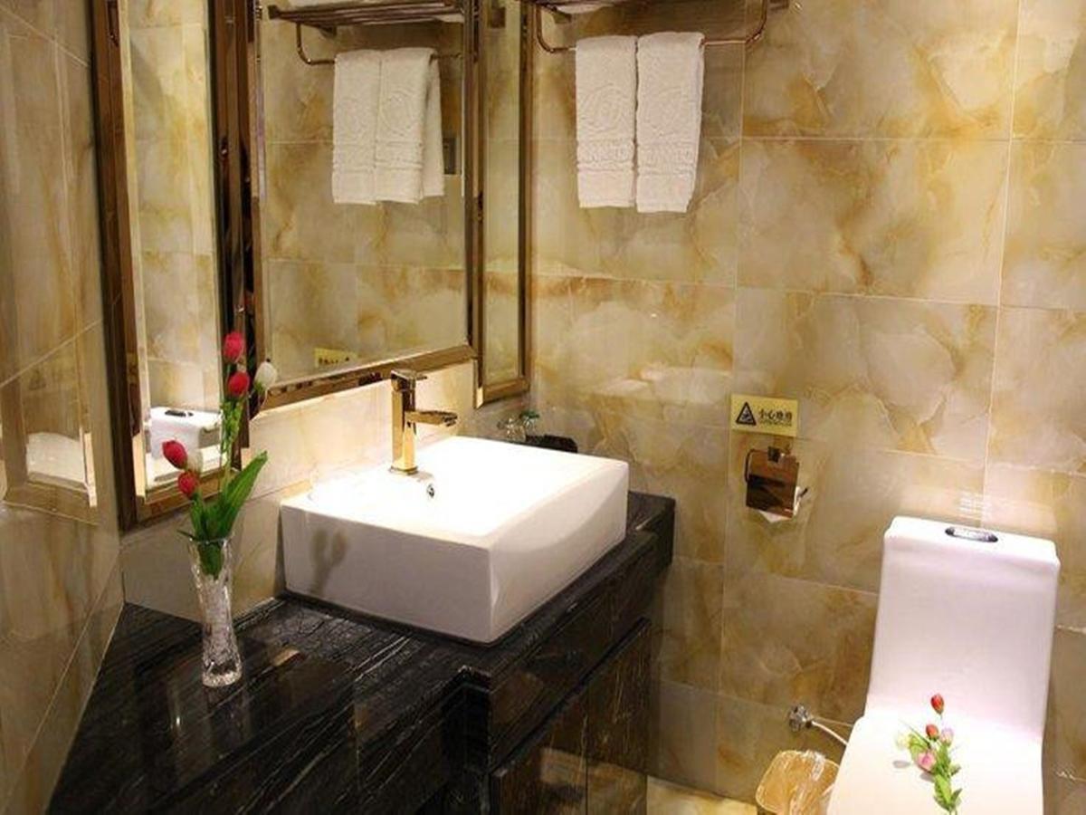 Lavande Hotel Wuhan Railway Station Dış mekan fotoğraf