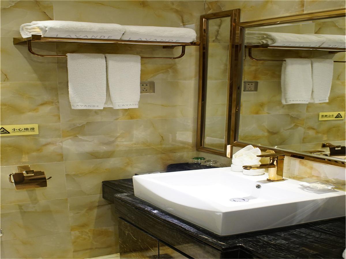 Lavande Hotel Wuhan Railway Station Dış mekan fotoğraf