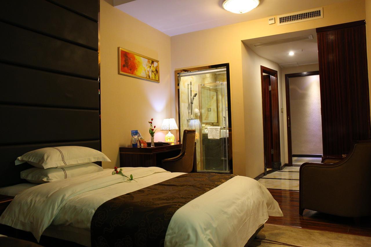 Lavande Hotel Wuhan Railway Station Dış mekan fotoğraf