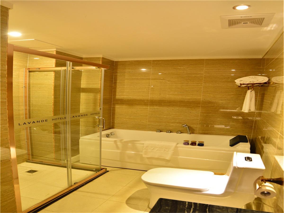 Lavande Hotel Wuhan Railway Station Dış mekan fotoğraf